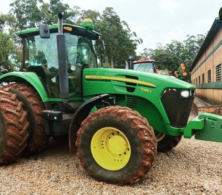 JOHN DEERE 7225J ANO 2012