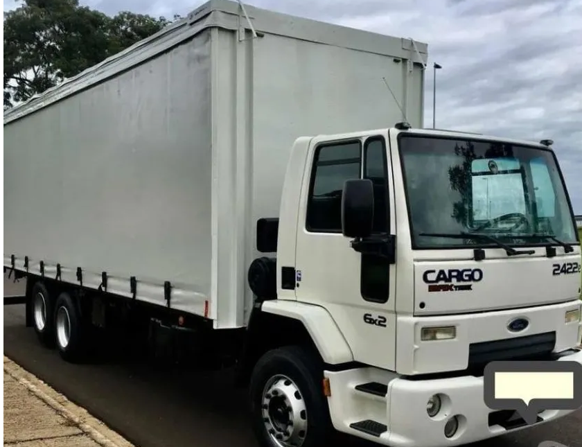 FORD CARGO 2422 Ano 2011