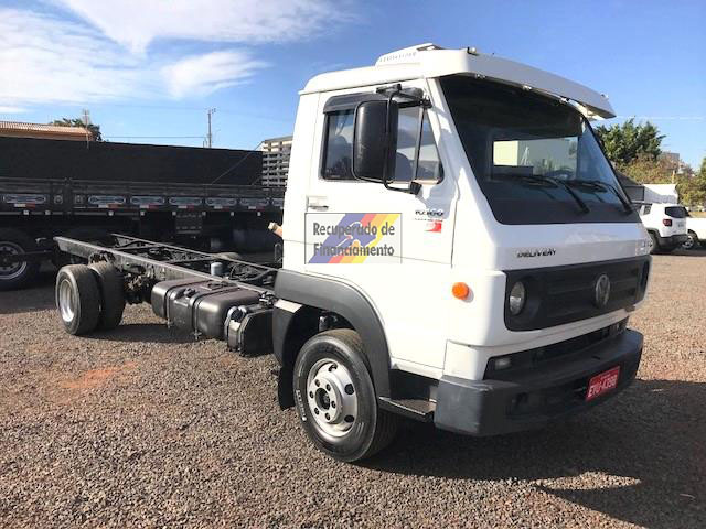 Volkswagem VW 10-160 Ano 2013