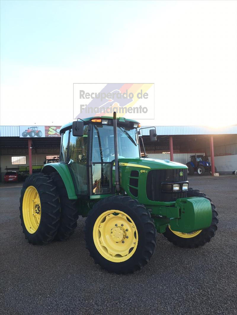 JOHN DEERE 6110 Ano 2014