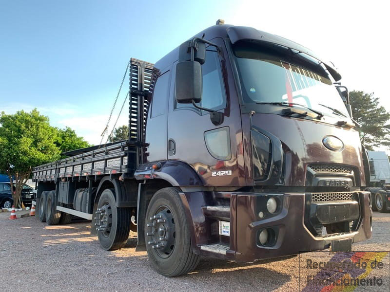 Ford Cargo 2429 Bitruck Ano 2013