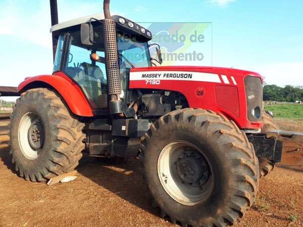 Massey Ferguson Modelo 7180 Ano 2010