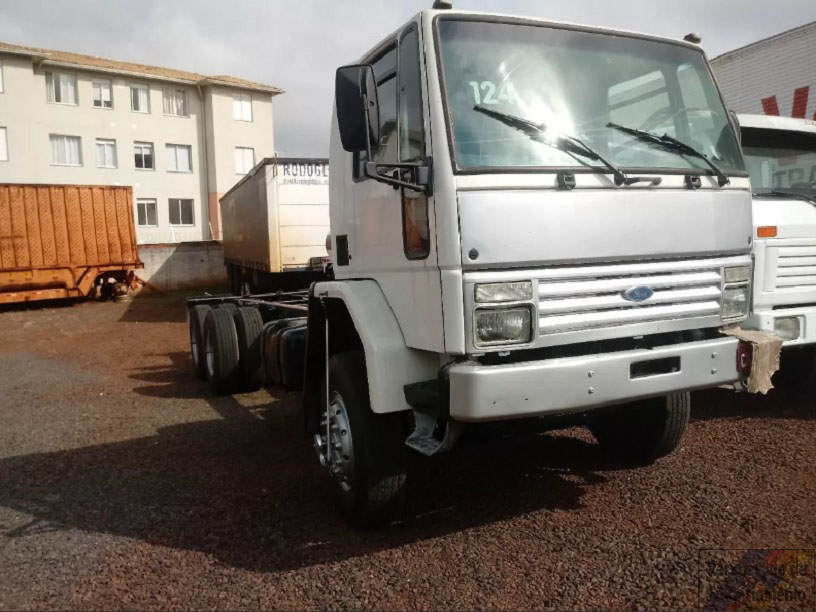 Ford Cargo 2425 Ano 2000