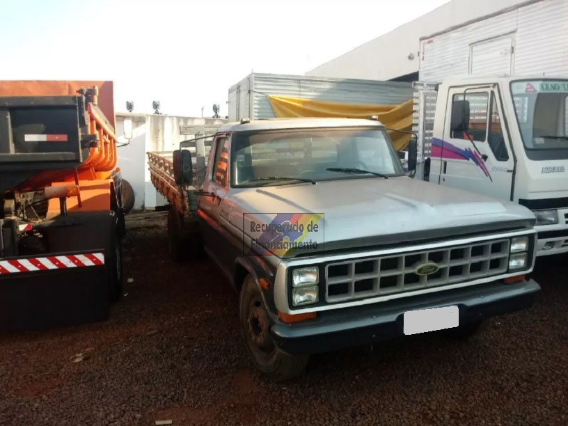 Ford F-4000 Ano 1987