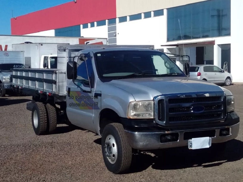 Ford F-4000 Ano 2010